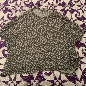 Chic Soul Grey Blouse White Floral Design Short Sleeve 3X